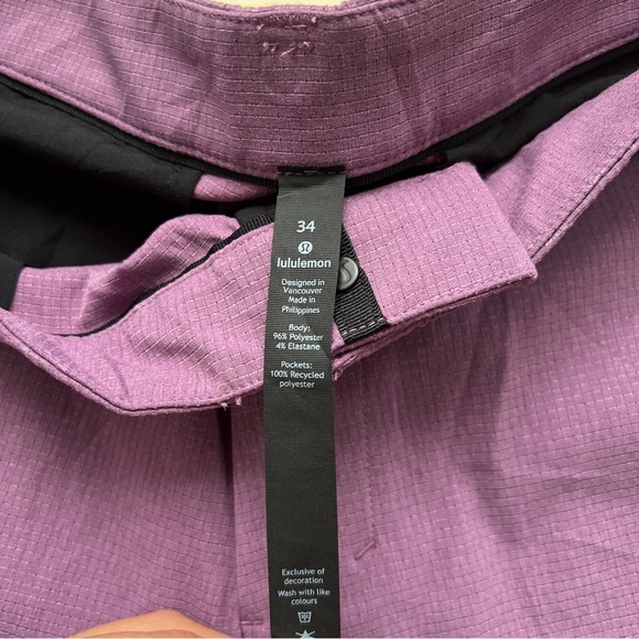 Lululemon Commission Short Classic 7” size 34 light amethyest velvet - Picture 4 of 6